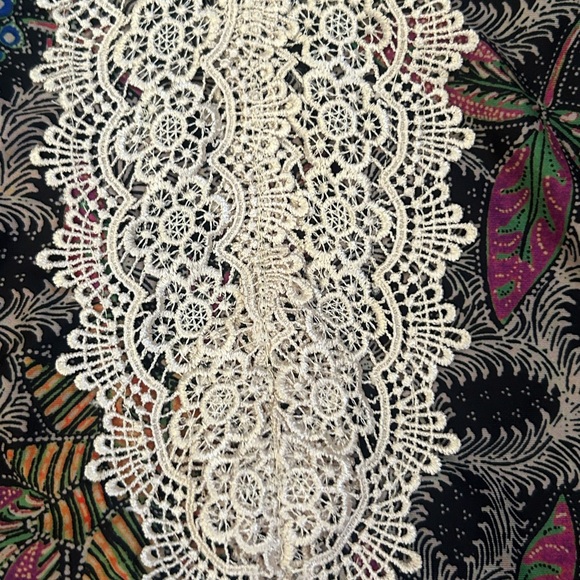 Allihop Anthropologie Lace Front Tropical Floral
Bathing Suit Size XS - Picture 7 of 8